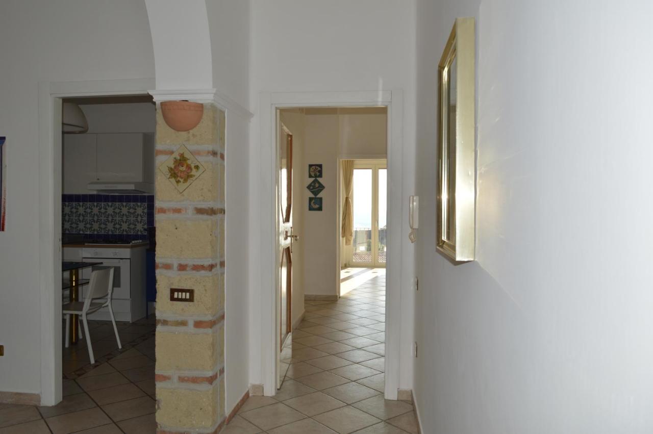 Ferienwohnung Antica Dimora In Centro Salerno Exterior foto